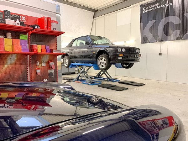 BMW E30 Fahrzeugaufbereitung